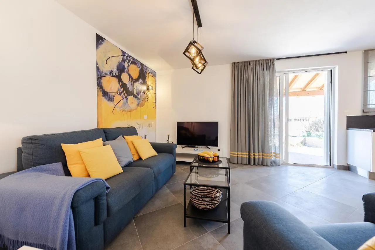 Villa Charm Tkon